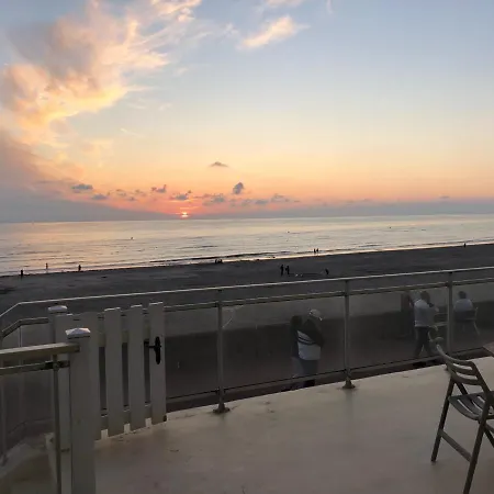 : Rénové En Front De Mer, 2 Chambres, Terrasse - Fr-1-482-93 * Fort-Mahon-Plage