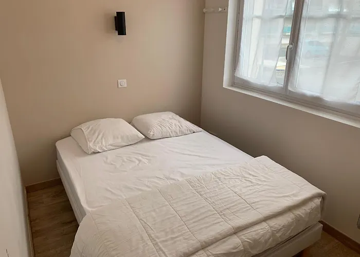 Apartment : Renove En Front De Mer, 2 Chambres, Terrasse - Fr-1-482-93 Fort-Mahon-Plage